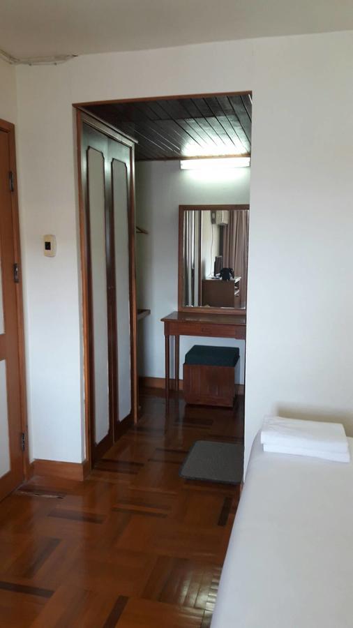 Paradorn Inn Chumphon Exterior foto